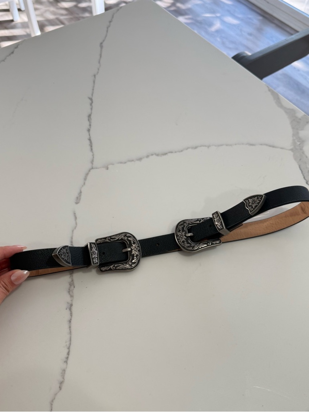 Women's Black Double-Buckle Western Belt